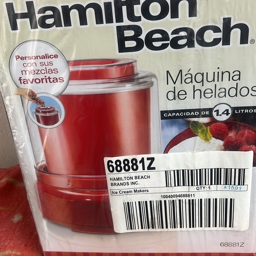 Hamilton Beach Red ice cream maker.